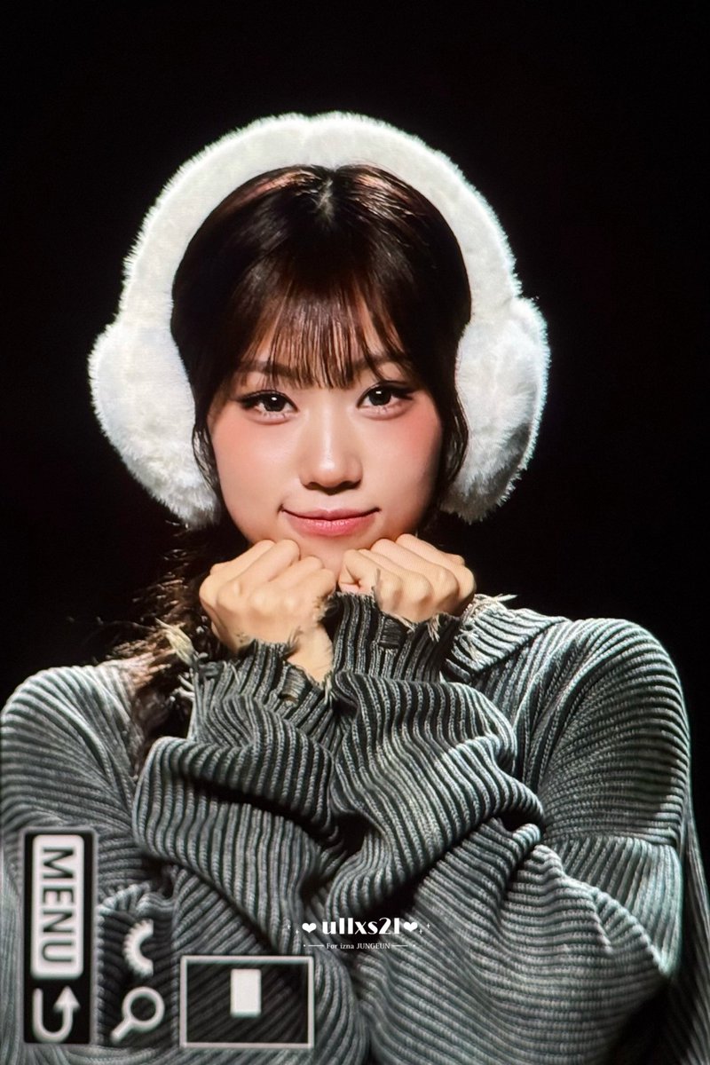 junleun's tweet image. meow