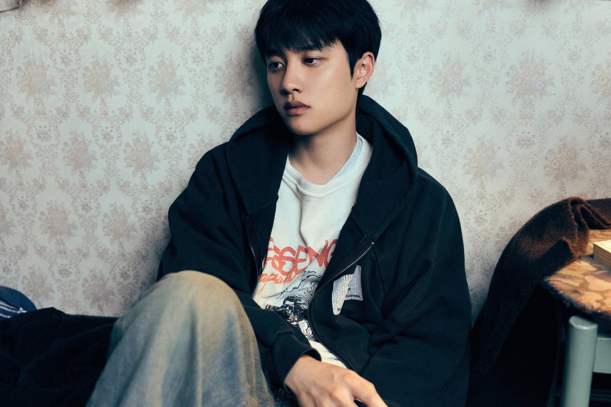 엑소 지금 초능력 다 잃은 거잖아

수호(물): 파도에 휩쓸려 중상
레이(치유): 병원에서 의식 잃음
찬열(불): 화상 입음
디오(힘): 무기력함
카이(순간이동): 제대로 움직일 수 없음(사진에 목발)
세훈: 비행기가 난기류에 흔들리고 부서짐

엑스엑소에 이어서 초능력 잃은 컨셉 개기대됨