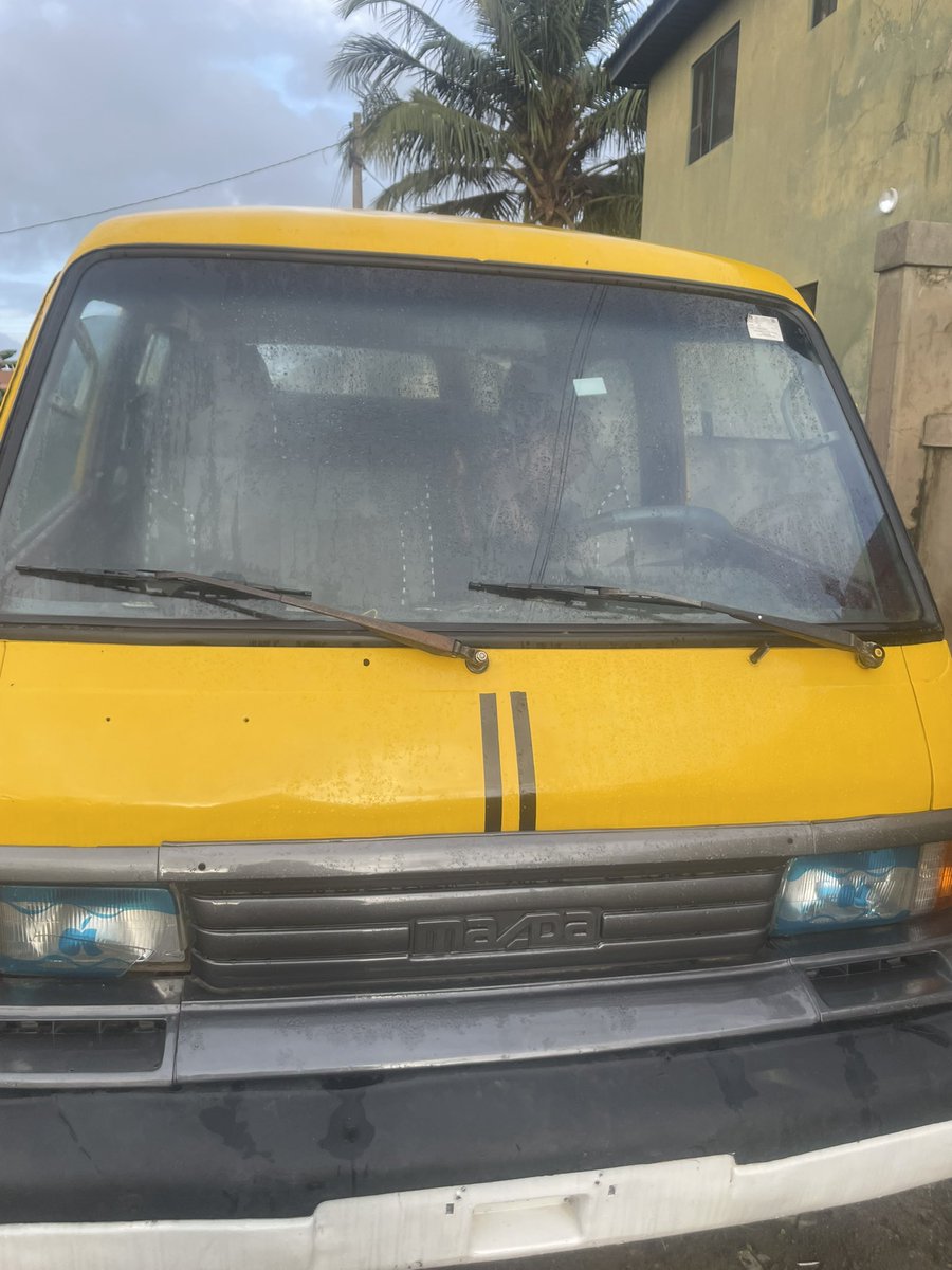 Bidemi1566's tweet image. My husband is the driver, I’m the online marketer. 

For your Owambe, outreaches, programs and others for this month. Our 18-passengers bus is available to take you to and fro your desired location successfully. Our service is top notch and you get to experience one of the best…