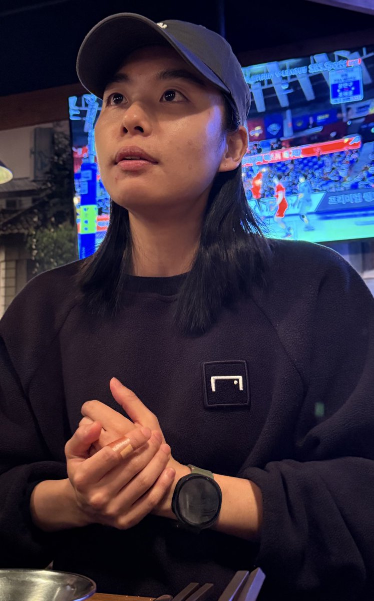 좋아하는 것을 최선을 다해 마음껏 좋아해 주세요
오늘의 마음이 후회로 남지 않게