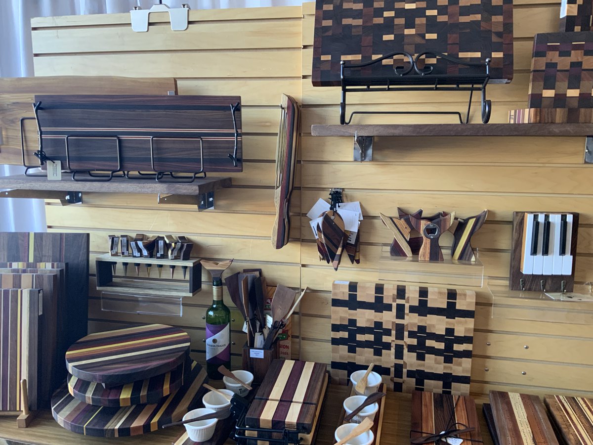 Looking for that gift for someone that loves to host gatherings? Just check out these local goodies that would be just perfect. Come to the final day of our Festive Market today Sunday December 7th until 3pm. #sjfmnl #sjfm #stjohns #giftideas