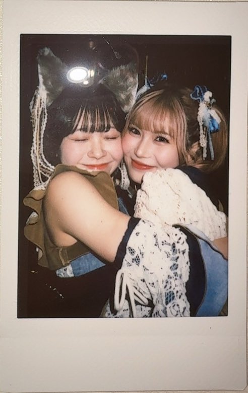 ともやんチェキ 入特の3ショットチェキで自分抜きにする理由:このように仲の良さが