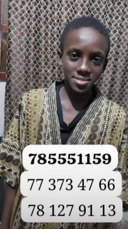 🚨🚨"Nous recherchons urgemment un enfant perdu de vue.
Serigne Fallou,15 ans 
Dernière fois aperçu à JAXAAY
L'enfant ne parle que l'espagnol, ce qui peut rendre la communication difficile. Si vous l'apercevez, restez calme, rassurez-le, et contactez-nous sur les numéros suivants