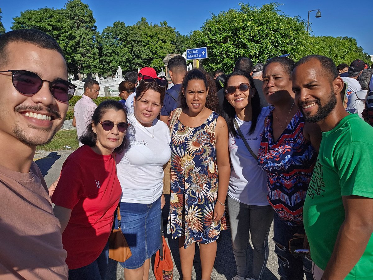 El <a href="/Minjus_Cuba/">Ministerio de Justicia de la República de Cuba</a> presente en emotivo acto de conmemoración y sentida recordación a los caídos en nuestras guerras de independencia, y en misiones internacionalistas. Participamos en la Operación Tributo, hoy 7 de diciembre.

#CubaViveEnSuHistoria 🇨🇺