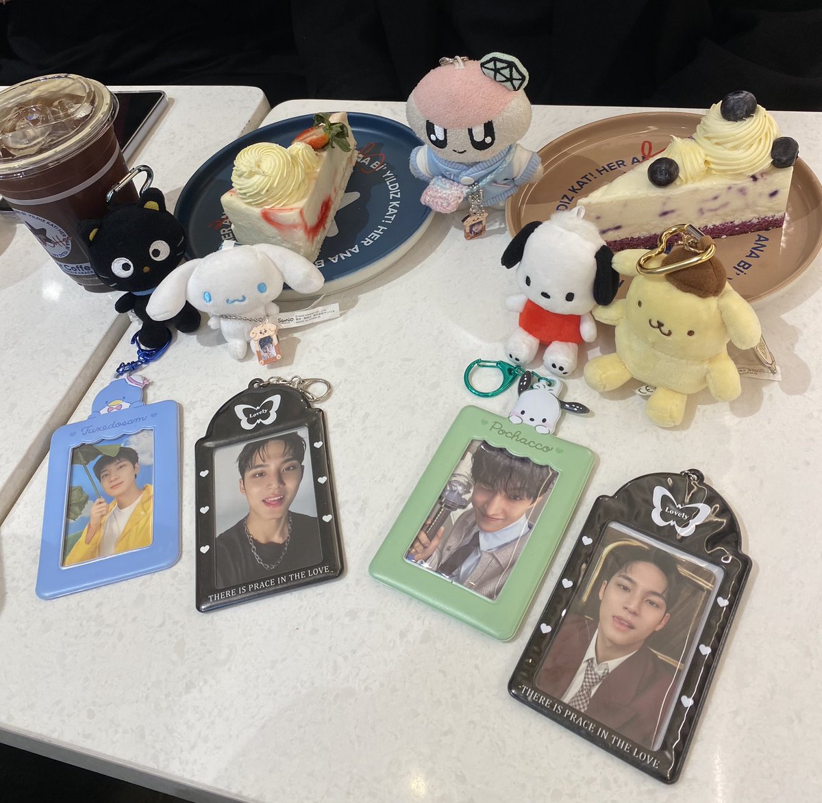 kızlarımla ankara dayımdır ve mutluyum dur 😼