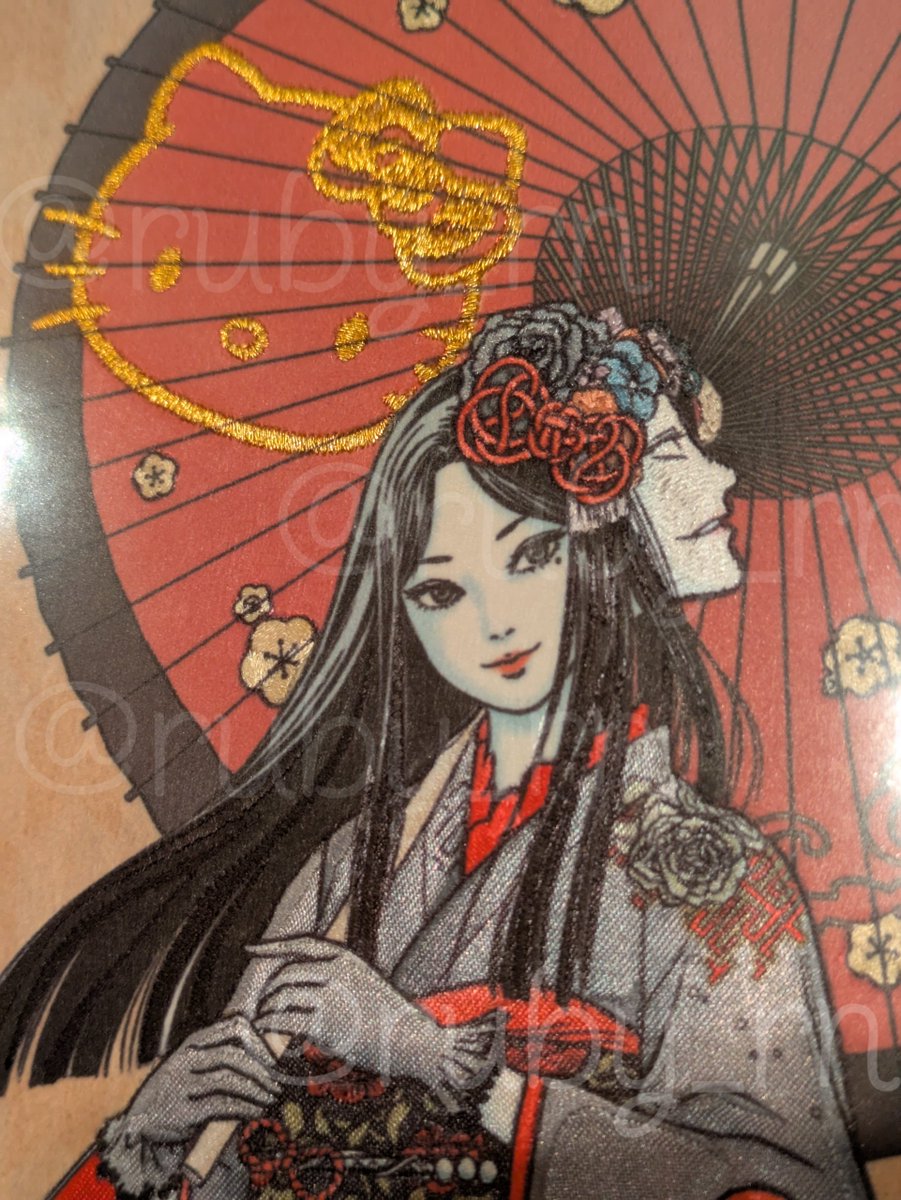 伊藤潤二×サンリオキャラクターズ刺繍アート 着物富江 着物富江の刺繍アート 写真では伝わりにくいかもだけどキティの顔や