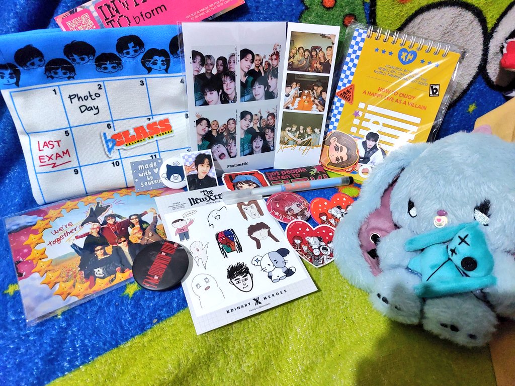 xhf_28's tweet photo. super duper happy banget hari ini
thanks to @IntoThebRealm eventnya keren๐ฅฐ
akhirnya aku bisa hadir ke brealm๐ฅฐ
thanks for freebies guys @plvtodearest @pyonjunhan @monloupchat @berrykkito @for_110602 @lovissu @seukeik @gaonsites
#b_Class #b_ClassINA #Into_the_bRealm https://t.co/ySgGrxLcDG