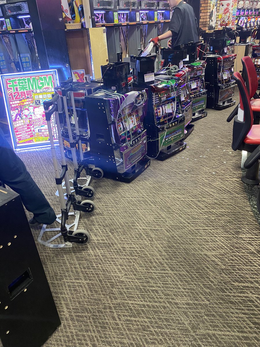 ジャグラーお引越し中〜? #ジャグラー #MGM行徳店