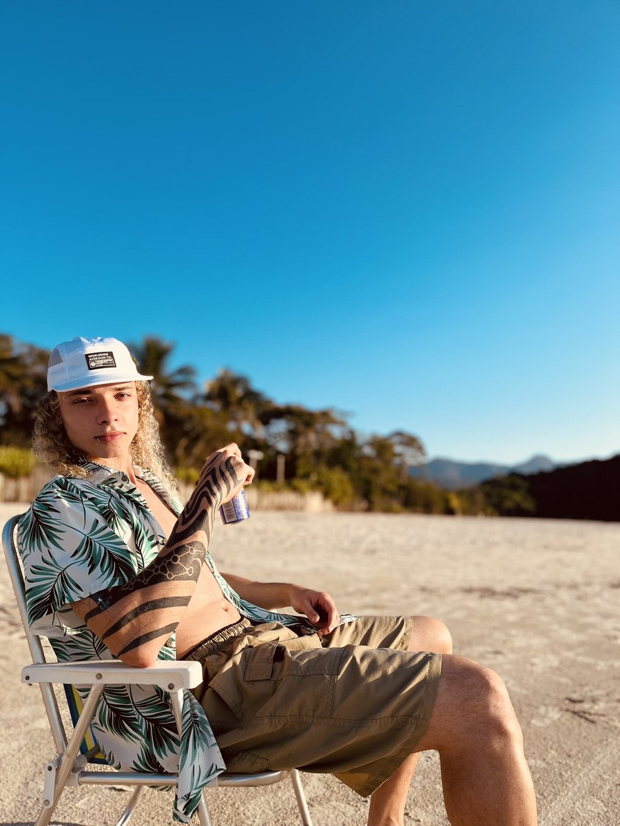 luccayz_'s tweet photo. 🍄🌊🌴 https://t.co/1FENT8os09