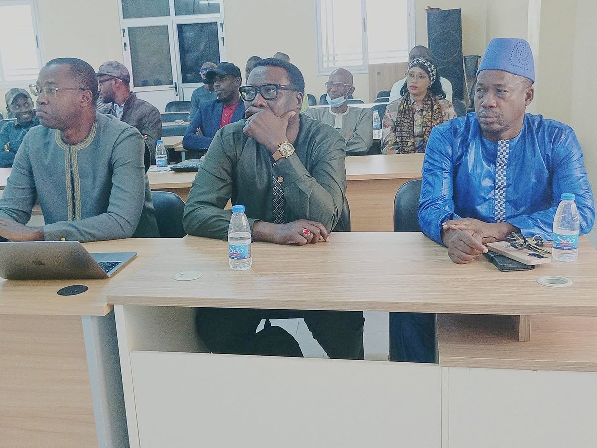 YDiatara's tweet photo. Chers amis,

J’ai eu l’honneur d’être élu, hier samedi 6 décembre 2025, à l’unanimité, Président de l’Association sportive et culturelle, ASC Mbaxaan de Thiès, à l’issue de l’assemblée générale extraordinaire du club. 
#AIOP-Consulting 
#FSF
#Footlocal https://t.co/DN0AU65fGq