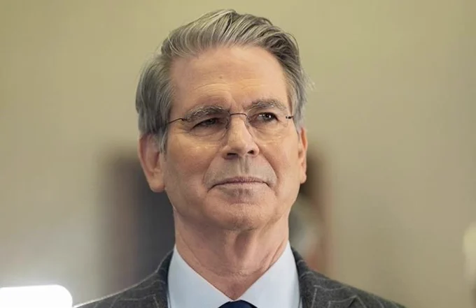 🚨Bureau : Crescita del PIL USA: il Segretario del Tesoro prevede un aumento del 3% entro la fine del 2025.