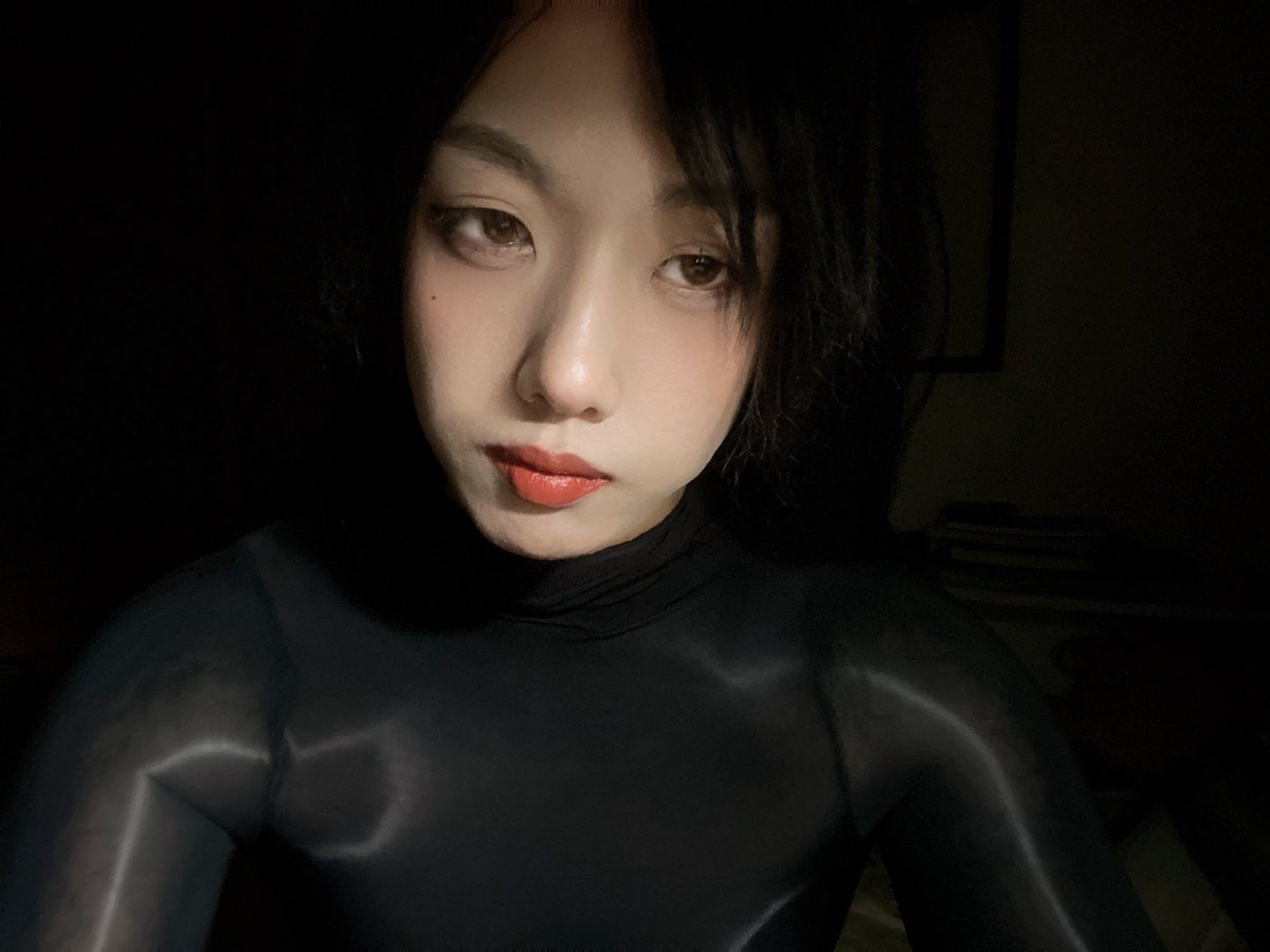 老公说：为啥都这么漂亮
所以我是老公认证的美女！
我爱老公！老公最好！我是老公宝女
#老公宝女