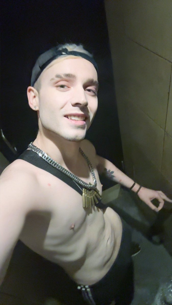 RailzXXX's tweet photo. Turn up the lights #madmen #fireclub #vauxhall 😈⛓️🏳️‍🌈🏴󠁧󠁢󠁥󠁮󠁧󠁿🇬🇧 https://t.co/zPqZ79CiMB