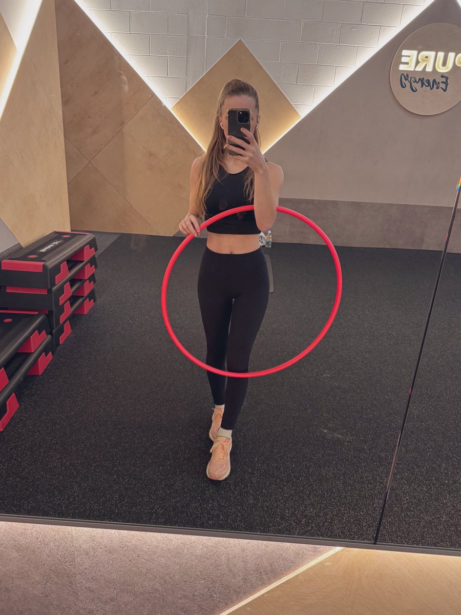 𝗣𝗲𝗿𝗿𝗶 tweet media