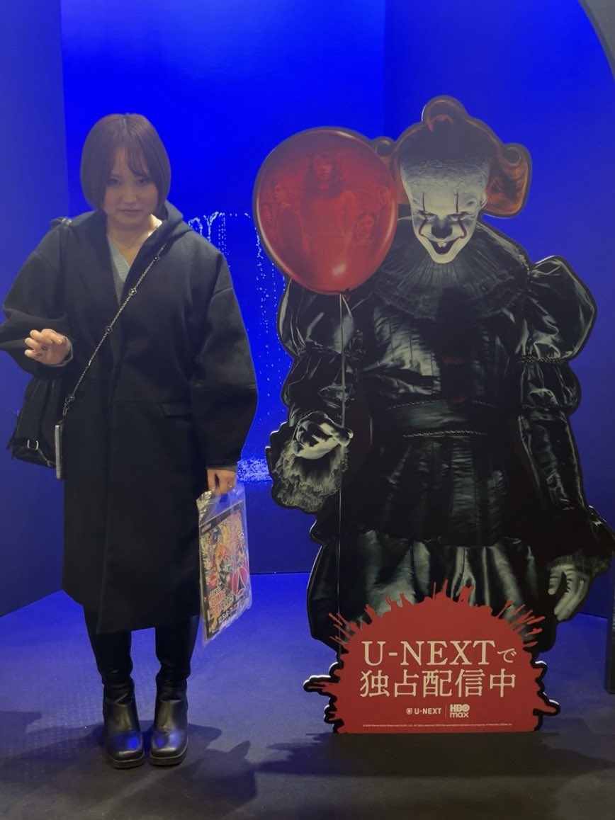 今年も東京コミコン参加してました！！！
ジョニーデップとの撮影に合計12時間近く待ったけど、待ち続けて良かったと思える幸せな時間でした✨
チケット取れた時は信じられなくて心臓バクバクでした笑
本当に来てくれてありがとう！！！
疲れも込みで楽しかったー🎶

#東京コミコン2025