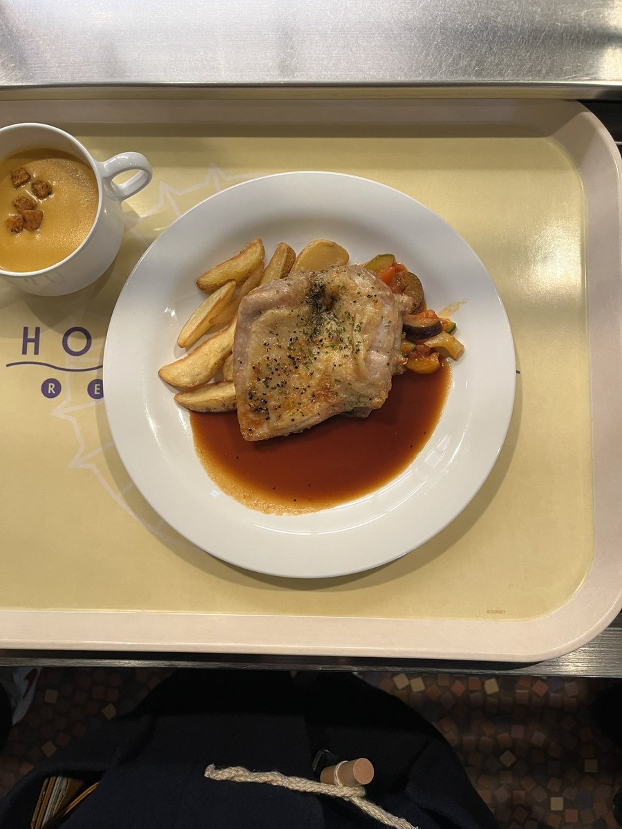 おもち食う tweet media