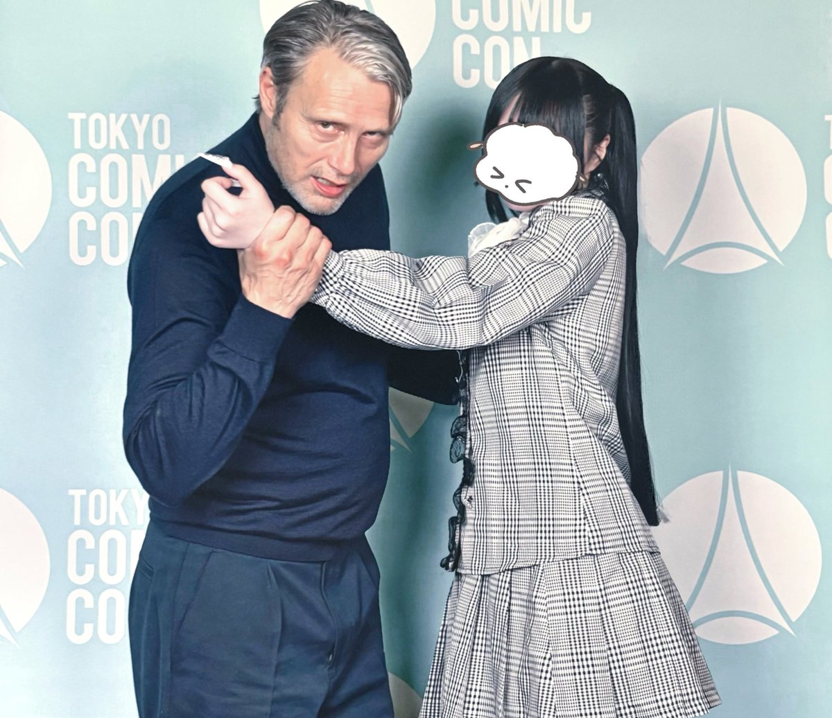 Post by こちゃん໒꒱ on X: 顔と手が良すぎる