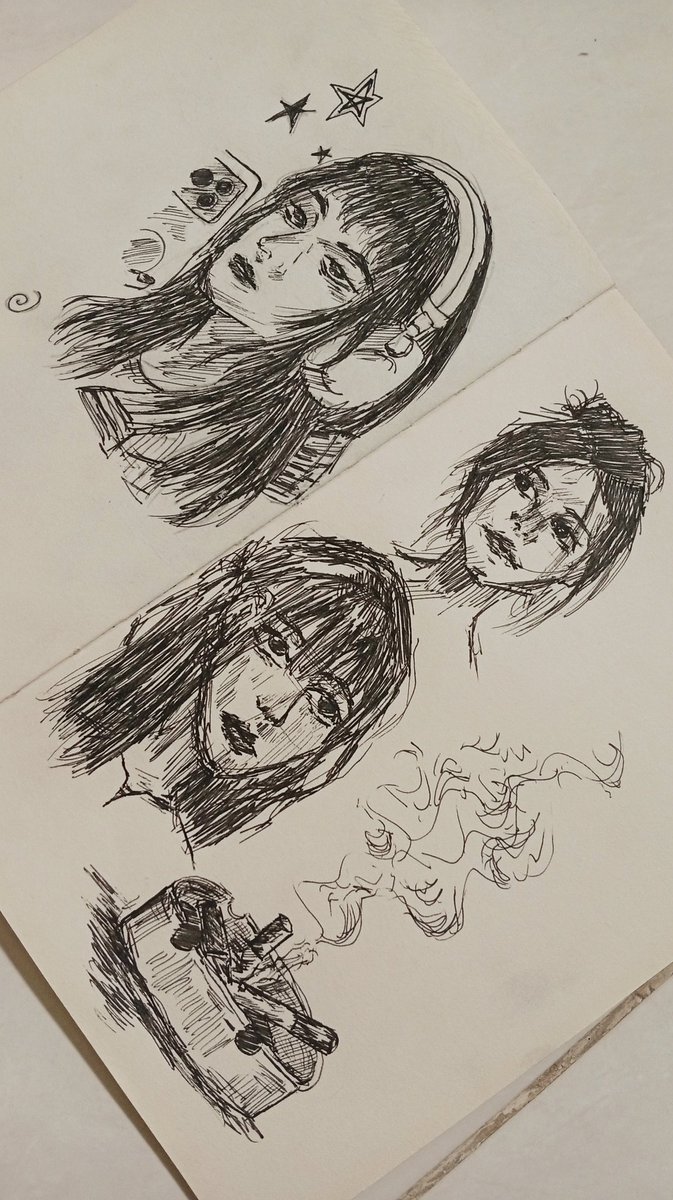 millenaireya's tweet photo. 3 tahun g ganti sketchbook, 2026 wajib ganti sih https://t.co/XBwGYLgdtR