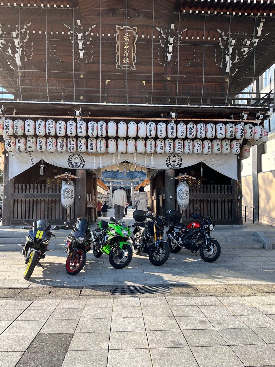WEEKEND__RIDER's tweet photo. MCT 2マグロ、桑名宗社ツーリング
フルサイズの原付2種ばっかりだと原付に見えないよね^_^
#MCT2
#weekendrider
#豊田市モトブログ
#週おじ
#XSR125 https://t.co/KPzEgPQhja