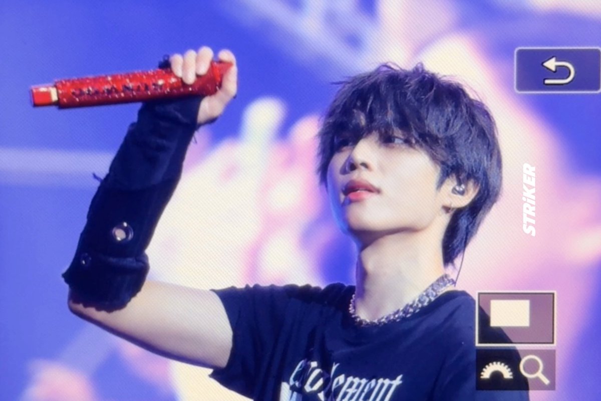 251207 슈바코

#선우 #SUNWOO  
#더보이즈 #THEBOYZ