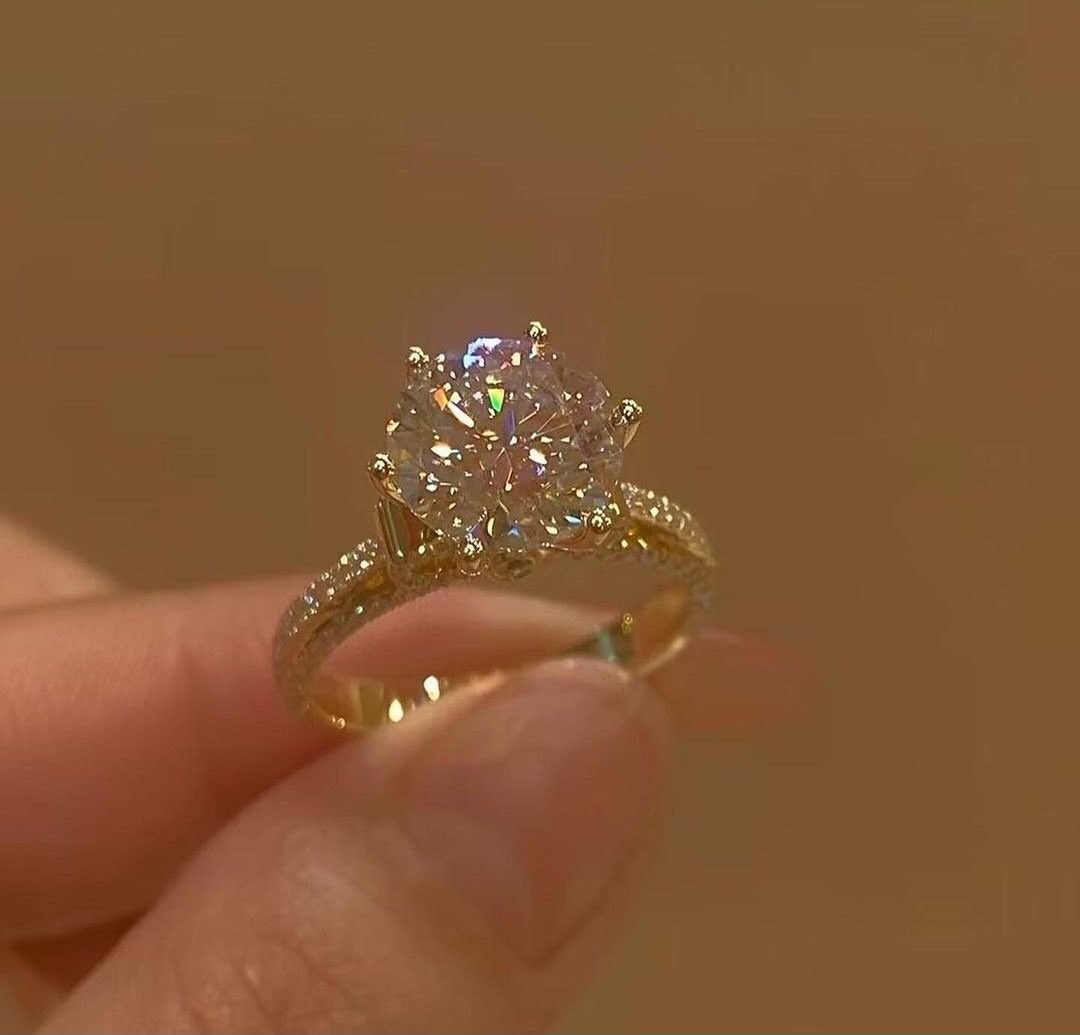 Seni bizim eve götürelim bizim kızımız ol