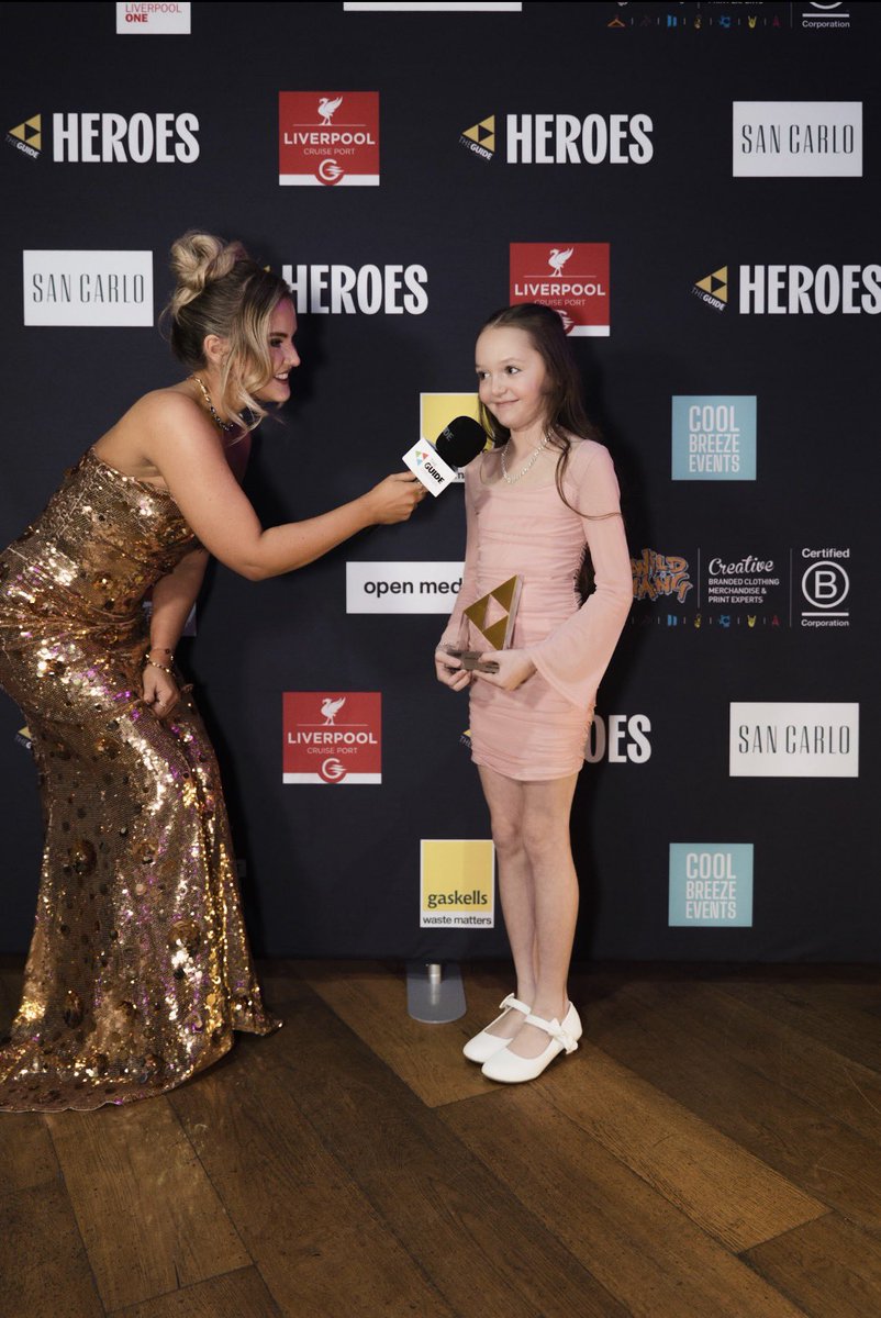 JourneyStoma's tweet image. Some photos from the Liverpool Heroes awards 💕 #theguideliverpool #liverpoolheroes