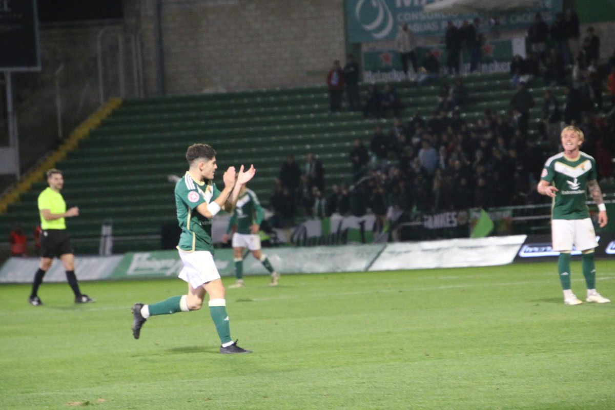 CP Cacereño 🟢🐉 tweet media