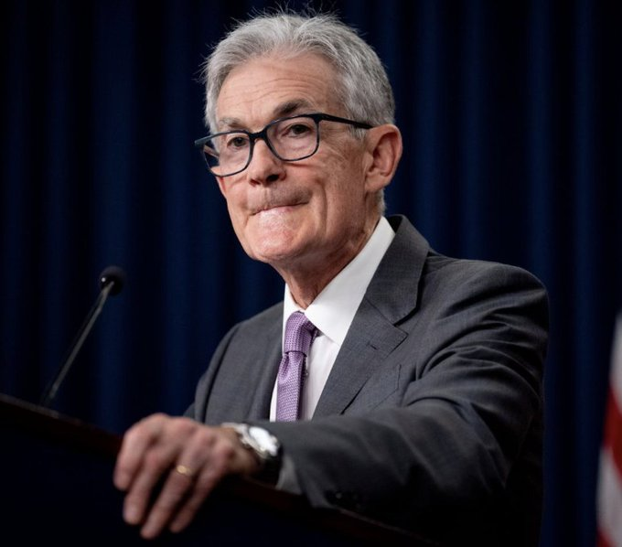whispraofficial's tweet photo. 💥BREAKING:  
🇺🇸 FED CHAIR JEROME POWELL SAYS BITCOIN IS A COMPETITOR TO GOLD, NOT THE US DOLLAR. https://t.co/gWXhksXzBw