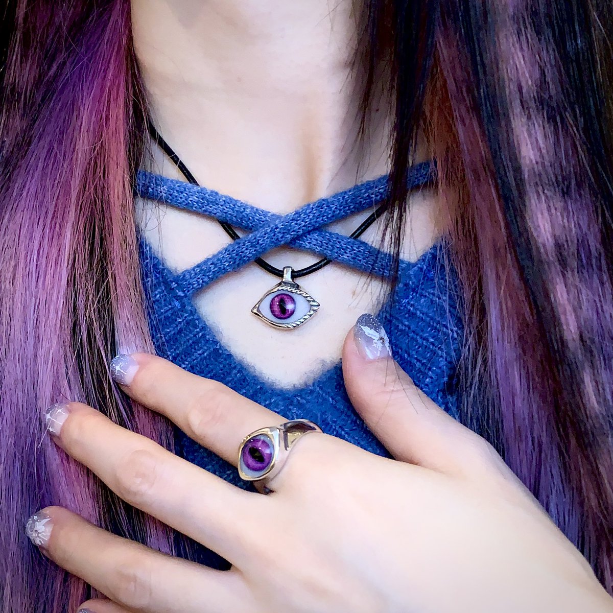 高品質な義眼を使用したクレイジーピッグのアイ・シリーズには小ぶりな