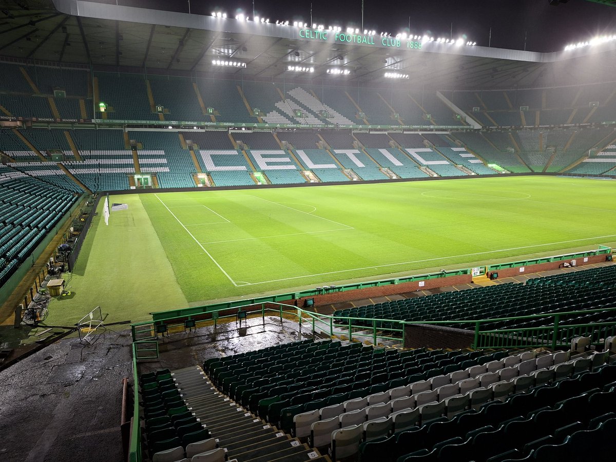 Robert Galbraith tweet media