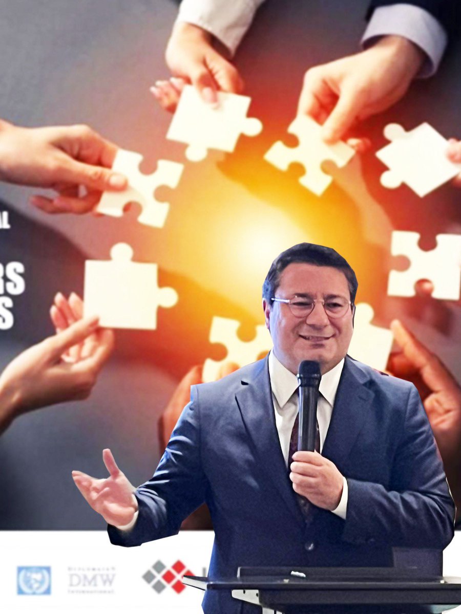 📍 Oxford Üniversitesi’nde Ödül Gecesi. 

Oxford Üniversitesi’nde düzenlenen 2. International Value Creators Awards törenine katılmak ve “Eğitim Alanında Hayata Değer Katanlar” ödülüne layık görülmek benim için büyük bir onur ve gurur oldu.

Bu anlamlı gecede bizleri yalnız