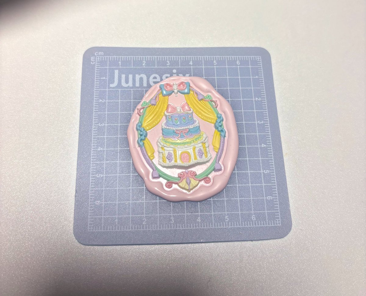 aioo_817's tweet photo. 初捺し🍰マットワックスは柄鮮明に見えて綺麗だけど流れすぎる😭
粗だらけなので次は順番変えてもっと綺麗につくりたい

#シーリングスタンプ #セパレートシーリング https://t.co/3Xx0nHO9et