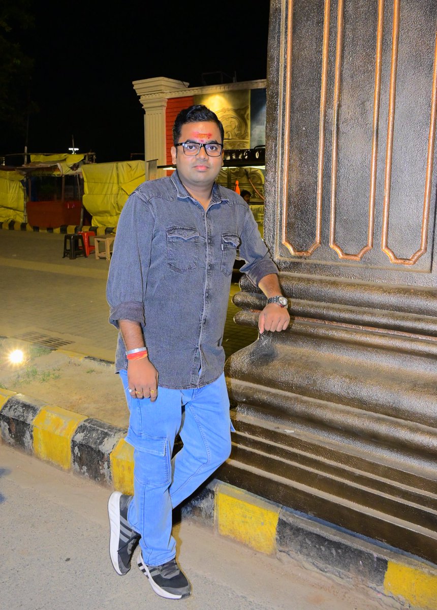 RRK_coder's tweet image. This is who runs this account