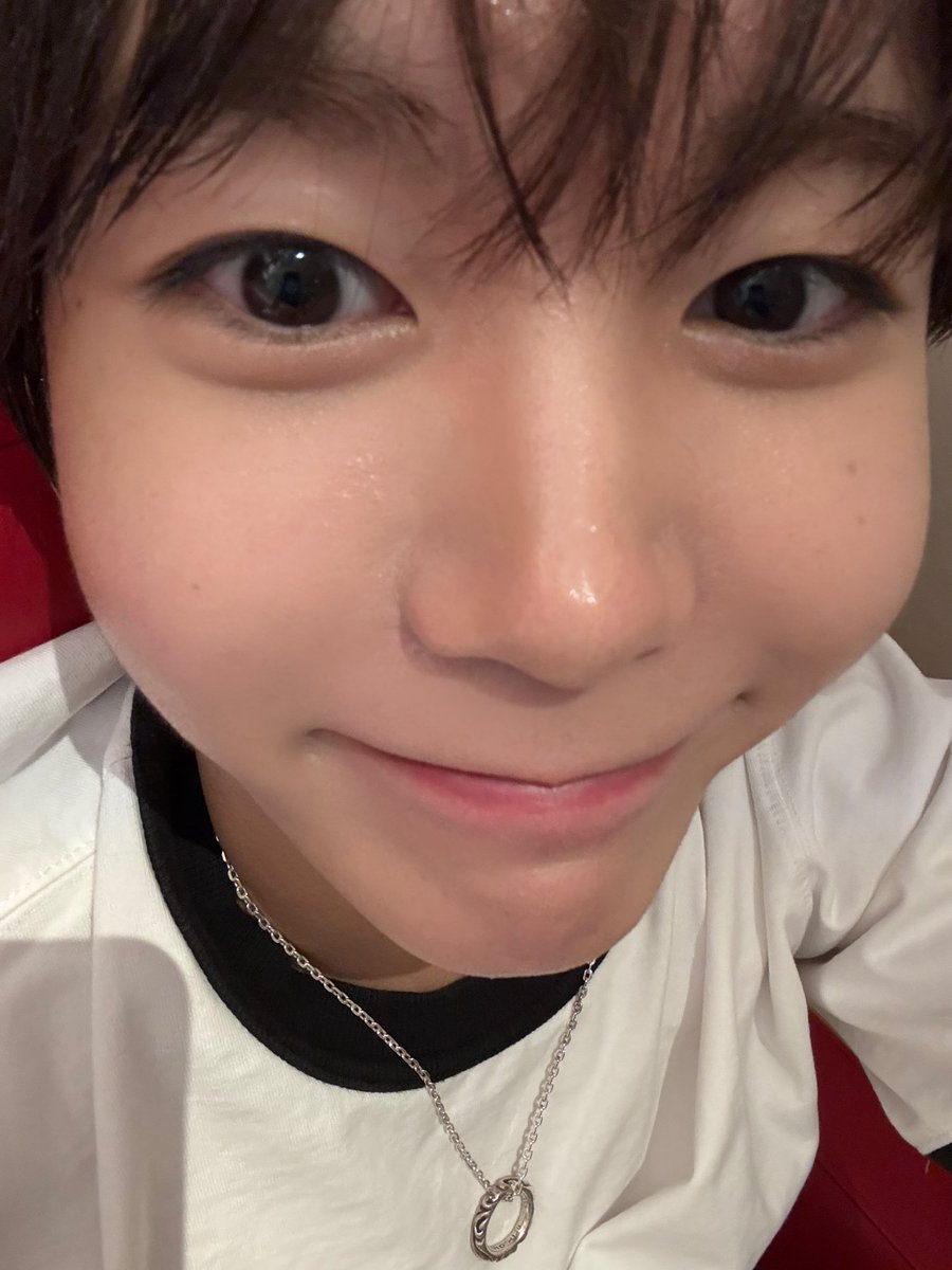 율무 tweet media