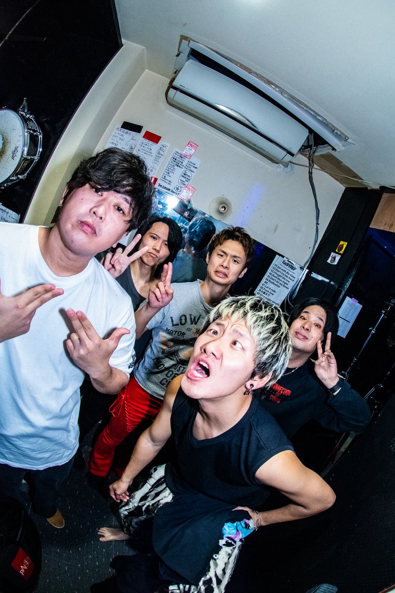 mirawata's tweet photo. ウエポンpre  極-KIWAMI-

久留米バンドとして、最後にこのステージに立てて本当に良かったです！
ありがとうございました！

次は
OP'sにて「年末大宴会」12/28 day2
俺らのラストライブです！
見届けに来てください🔥

📸@_aisuruumi https://t.co/1tHQk73irb