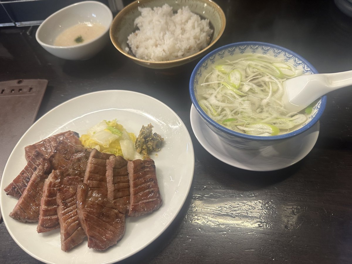 JavaLangRuntime's tweet image. 初めて仙台でイベント主催しましたが、東北面白いですね！研究志向の人もいたり、エンジニア頑張りたい人もいたり多くの価値観に出会えました！
仙台、いい街でした！ありがとう😊