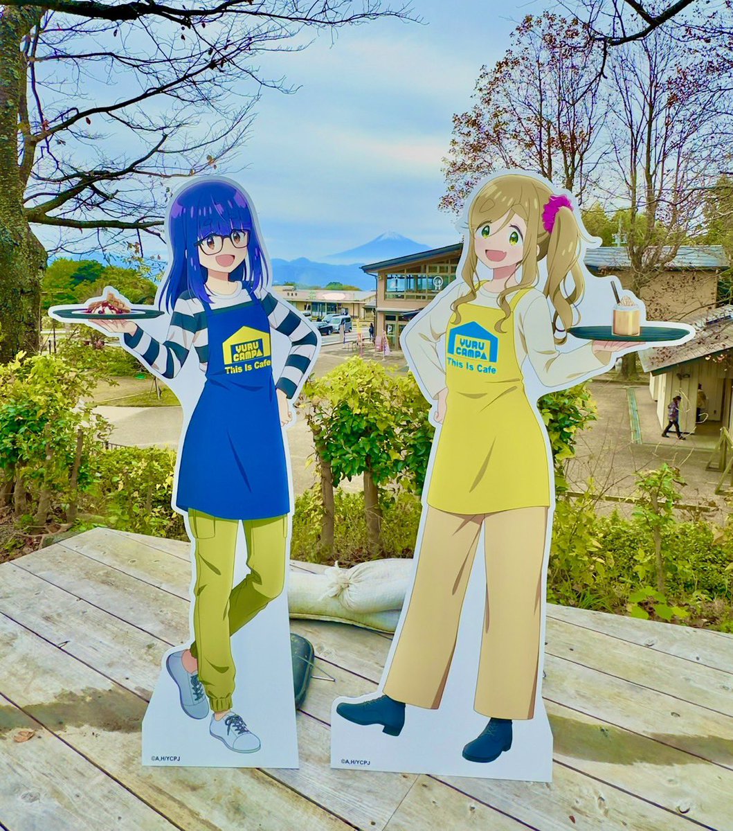 this_cafe's tweet photo. 『ゆるキャン△ SEASON３』 × This Is Cafe🏕️☕️
コラボカフェ本日終了いたしました🙇‍♀️

期間中たくさんのお客様にお越しいただき
本当にありがとうございました🧡🩵
最終日も盛り上げてくださり、
感謝の気持ちでいっぱいです🥹

この1ヶ月間私たちスタッフも
一緒に楽しませていただきました🥰 https://t.co/XpBruSCrac
