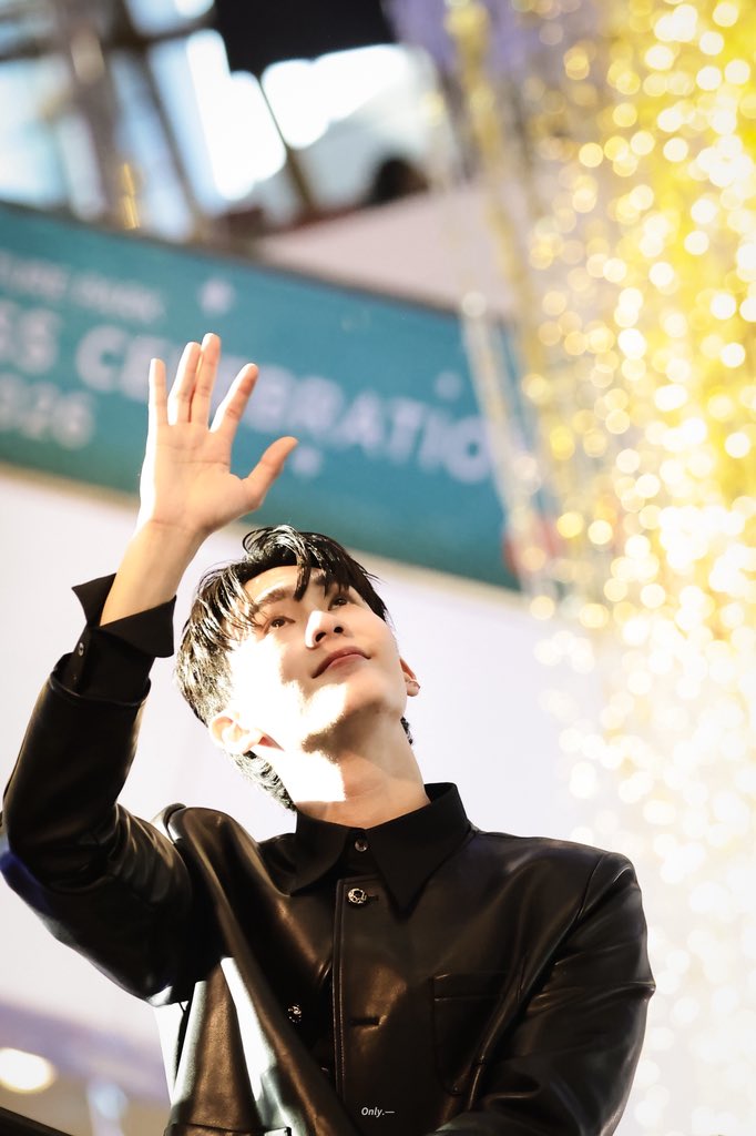 25.12.07 ⟢[🍅] 

KASIBOOK WITH KATE

ของาน festive หน่อยค้าบบบบ

#KATExEVEANDBOY
#kasibook <a href="/kasibook/">กษิบ๊อง (ปลูกผลเขือเทศ)</a>