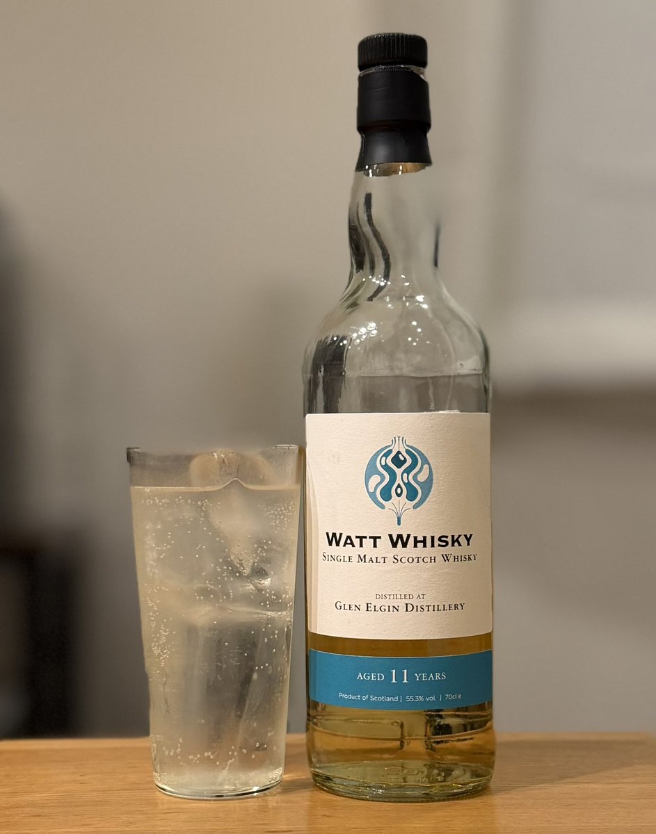 ただいまっちょ✌️ワットウイスキーのグレンエルギン2013を飲んでいく