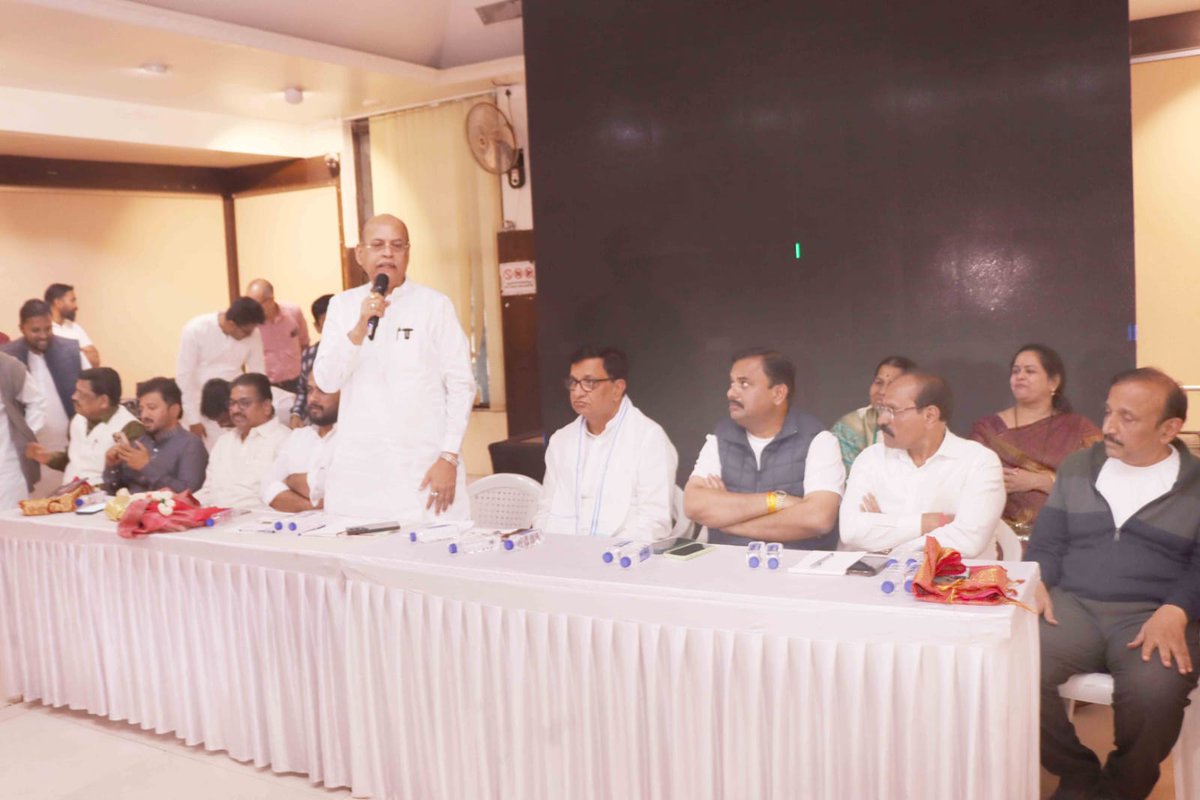 Mohan Joshi tweet media