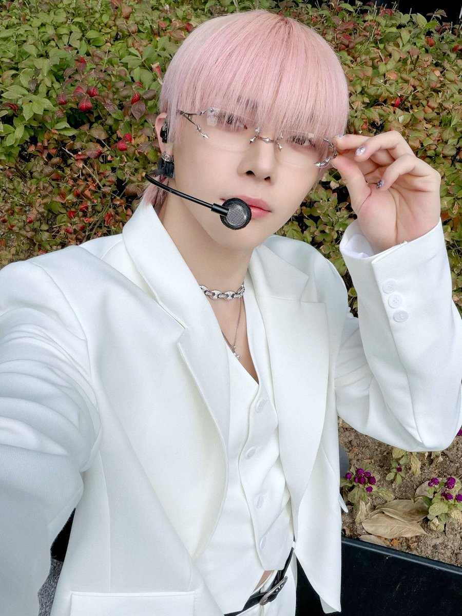 andTEAMofficial's tweet photo. 3️⃣❤️
#andTEAM #앤팀
#NICHOLAS #YUMA #JO https://t.co/VxIHkwyk3h