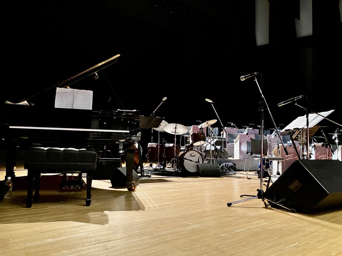 matsudalex's tweet photo. 昨晩の12月6日の関内ホールでの渡辺貞夫オーケストラ〜EPISODEに参戦しました。素敵な演奏に感動するあまり自然に涙が潤うこともしばしば。
今日もセットリストを思い出しながら、数々の曲を聴き返していました♪ https://t.co/7Ml6OYq3Ys