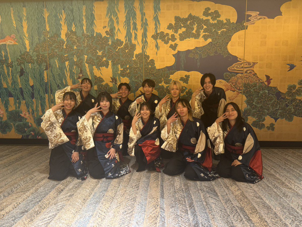 12/3（水）、FTC株式会社様のオーナー会にて演奏させていただきました。
ダンスパフォーマーであるトリックスターさんとのコラボステージもあり、熱いパフォーマンスをお届けできました！
ありがとうございました！