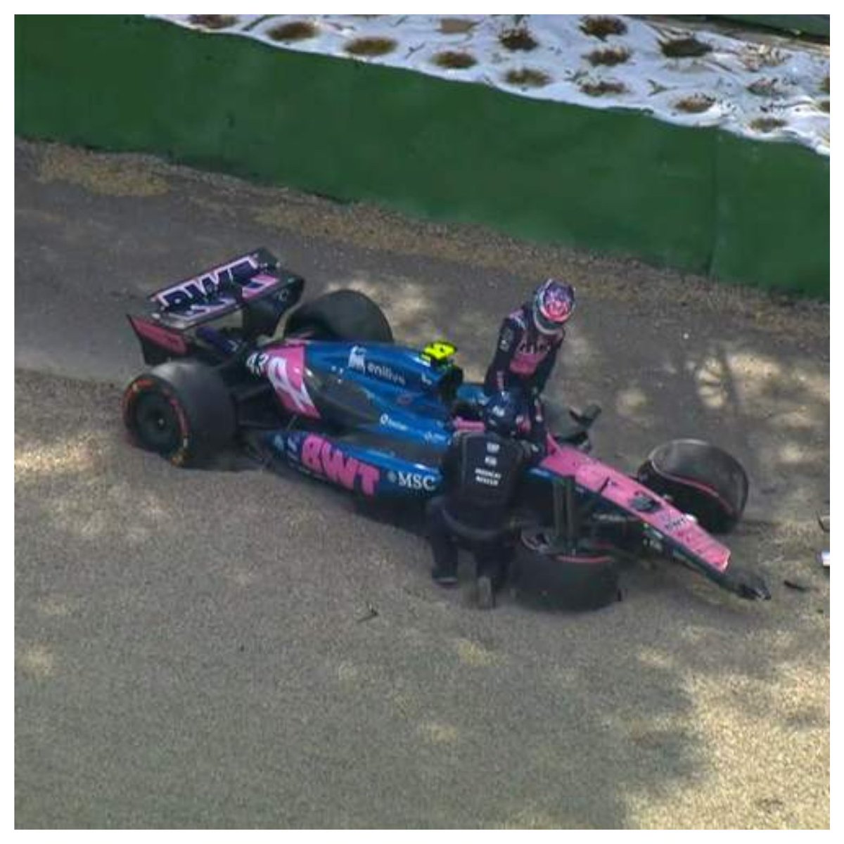 While we wait for lights out let's pop back to Imola for day 7 and it's the crash for Colapinto in Q1 which resulted in a red flag.
Not the ideal way to start your Alpine career after replacing Doohan
Although he did technically make Q2 even though the car didn't!
#F1