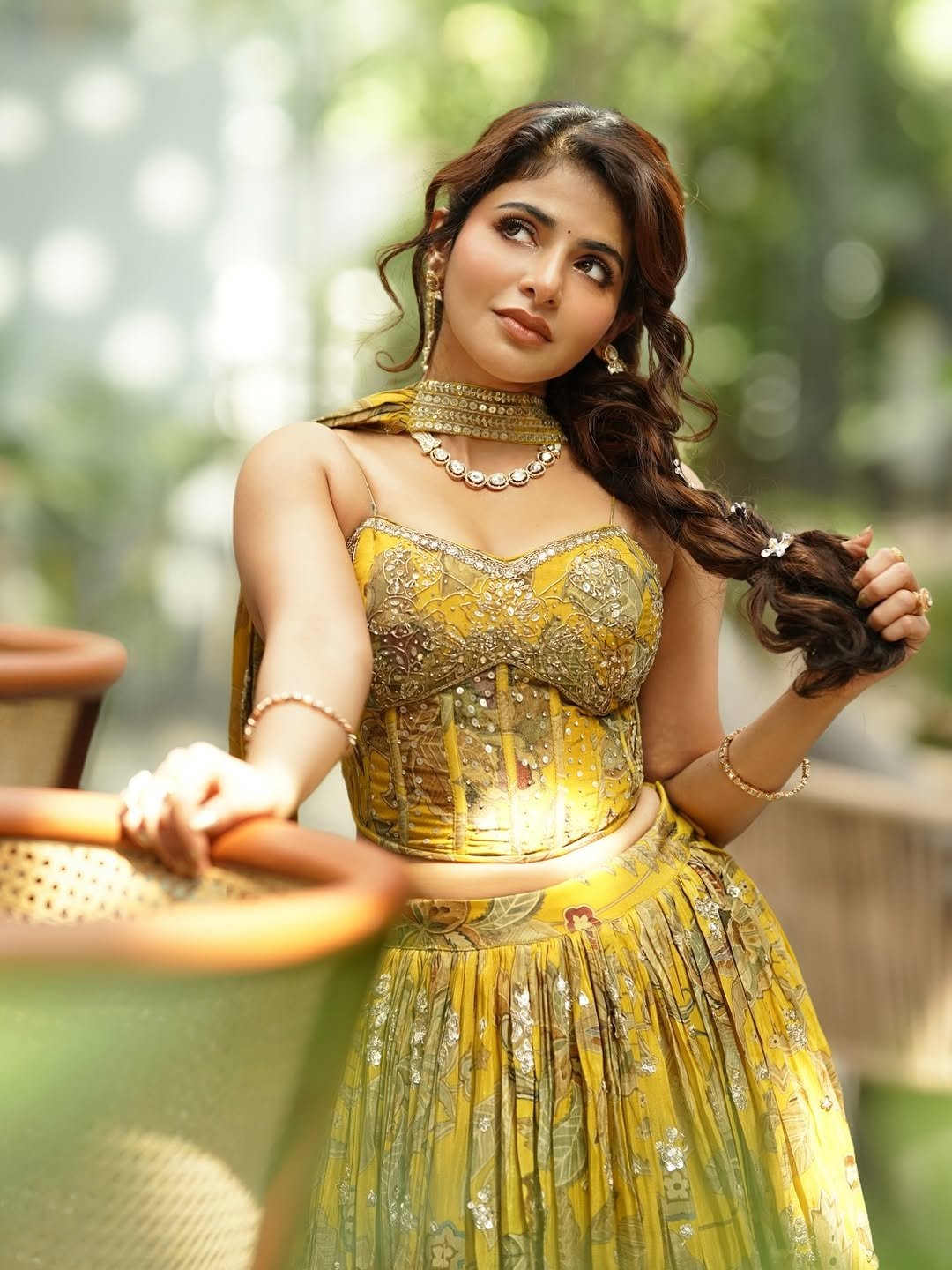 G7kTpM3bIAABxS7?format=jpg&name=large