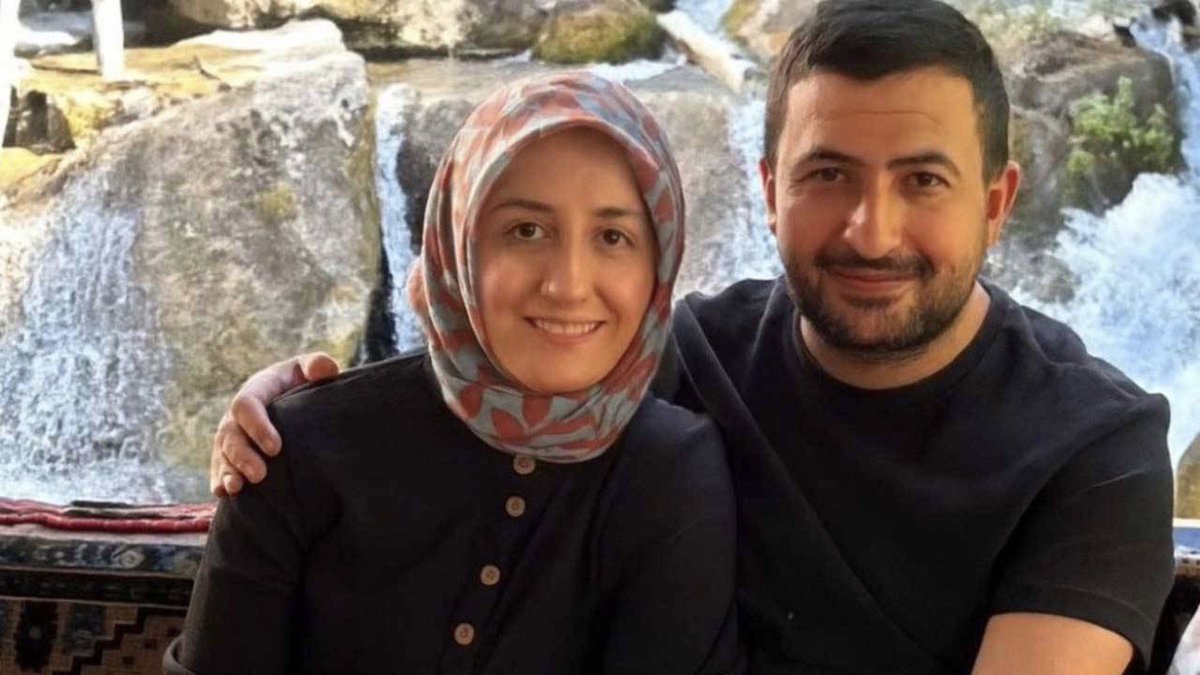 Bu kadının öğrencileri lütfen elden geçirilsin, genç beyinlere ne aşılamış incelensin.