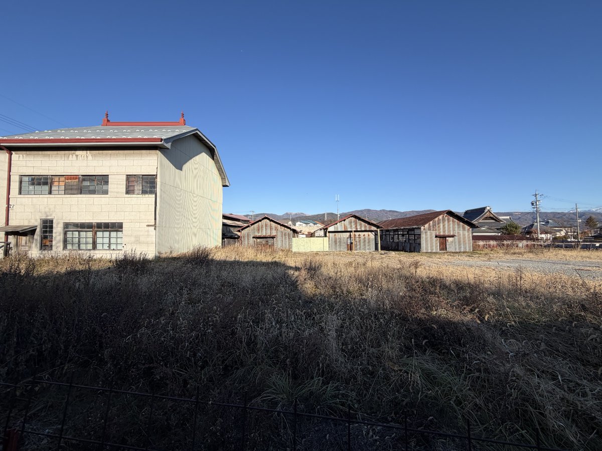 375's tweet image. 岡谷は実は製糸がとても盛んなところだったそう。
旧山上宮坂製糸所

※ ひまわりはありません