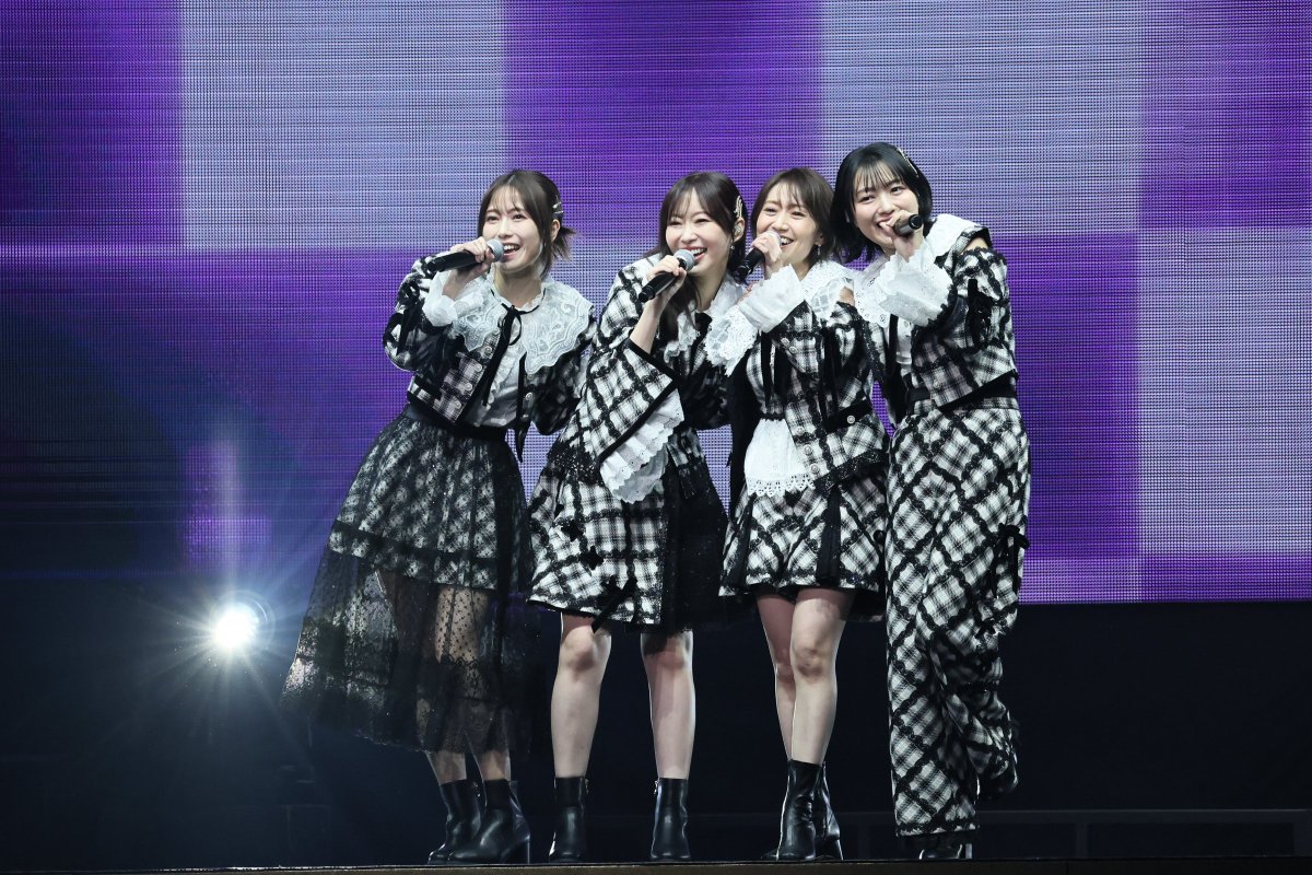 2006年 大島優子　白ドレス　ガチャ　aks 初期　生写真 Amazon.co.jp: AKB48 大島優子 Theater 2010 November 生写真 4種