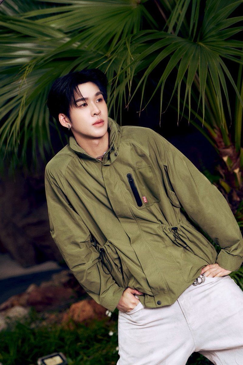 It’s almost D-DAY! A secret love photo from [AUAU] is here for you. 📮

TEASER SKINSHIP DEXX
#TeaserSkinship
#DEXXth
#AUAU_DEXX
#DMDMUSIC