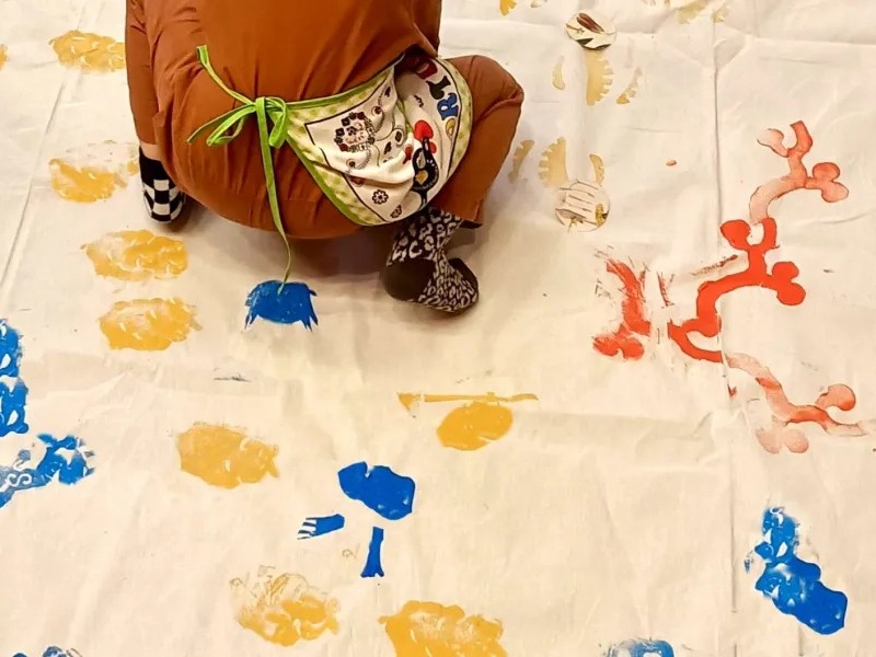 CinetecaMadrid's tweet image. 🖍️La sección 𝗔𝗡𝗜𝗠𝗔𝗥𝗜𝗢 𝗘𝗡 𝗙𝗔𝗠𝗜𝗟𝗜𝗔 ofrecerá títulos que combinan emoción, imaginación y valores universales. Además, el #taller '1 punto, 1 línea', impartido por Daniel Tornero.

13 y 14 dic.📍#CinetecaMadrid

🎫#ANIMARIO 𝗲𝗻𝘁𝗿𝗮𝗱𝗮𝘀👇
tienda.madrid-destino.com/es/?cycle=208